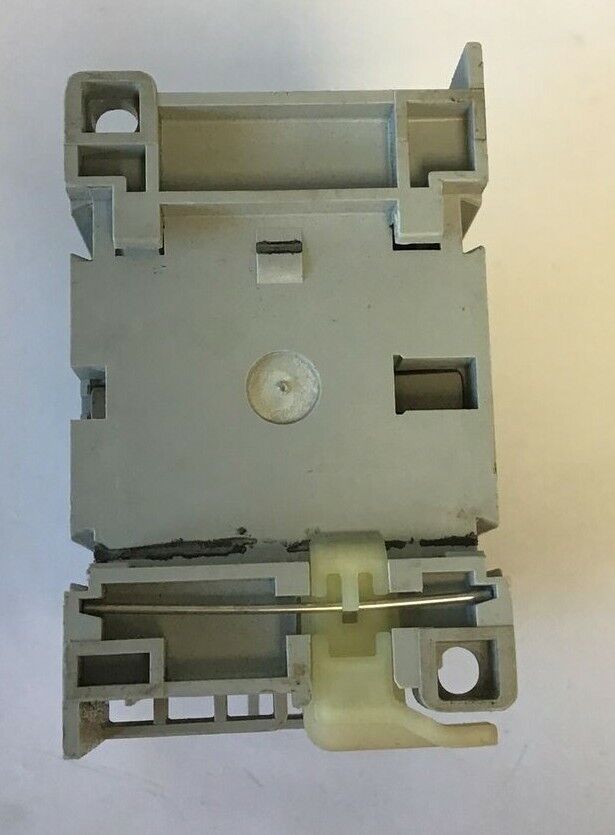 ALLEN BRADLEY 700-CF400D* CONTRACTOR SER. A 600VAC 25A 3PHASE***LOTOF2***