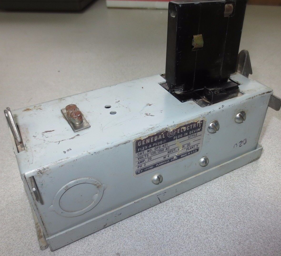 GENERAL ELECTRIC DFC421 FLEX-A-PLUG / FUSIBLE PLUG 125/250VAC, 20A, 3-PH