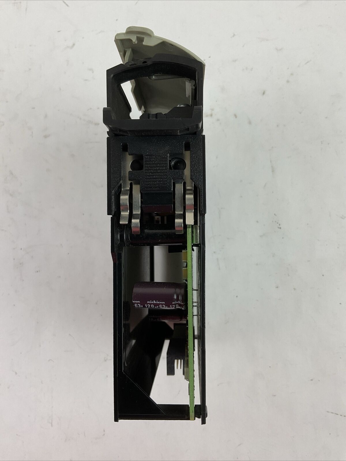 ALLEN BRADLEY 1756-OB16E SER A FW 3.003 CONTROL LOGIX 16PT D/O MODULE