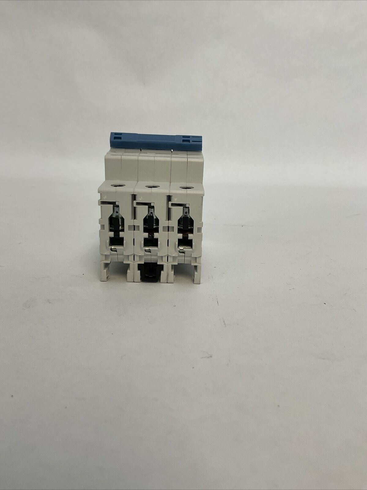 ALLEN BRADLEY 1492-SPM3B630 SER D SUPPLEMENTARY PROTECTOR 63A 480Y/277VAC