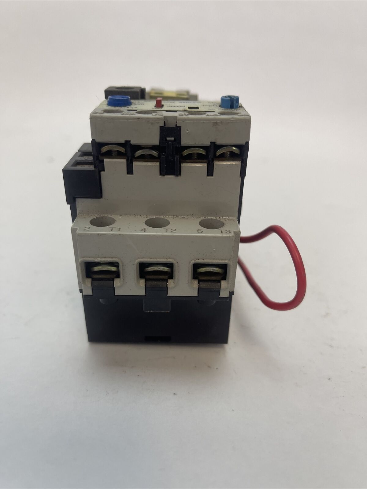 ALLEN BRADLEY STARTER 100-A24ND3 SER C CONTACTOR 600VAC 24A 20HP COIL 120V 60HZ