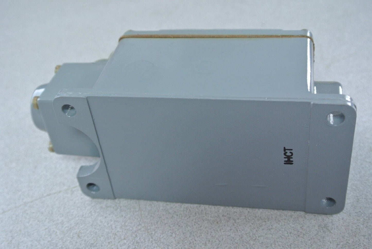 ALLEN-BRADLEY 802T-R8TD, Ser. 2 - TIME DELAY LIMIT SWITCH NEW SURPLUS