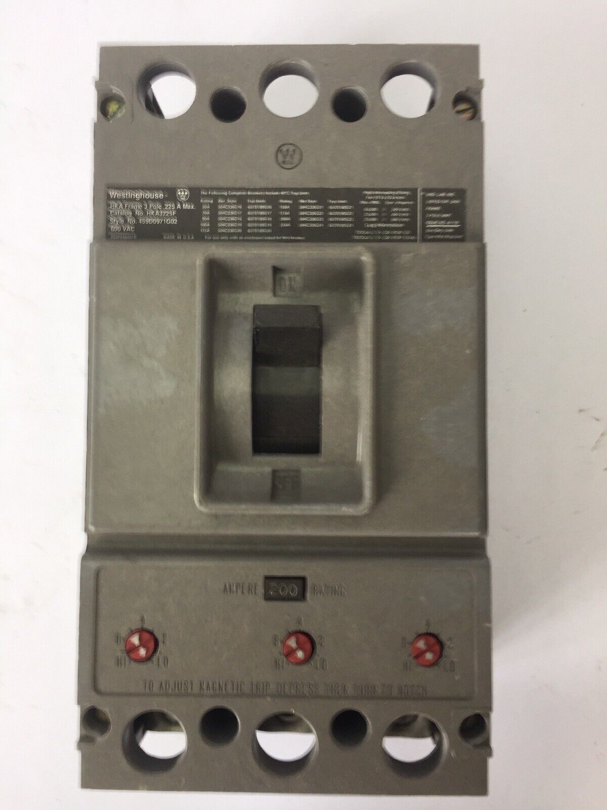 WESTINGHOUSE HKA3225F CIRCUIT BREAKER 600VAC 225A 3 POLE TRIP UNIT 200A