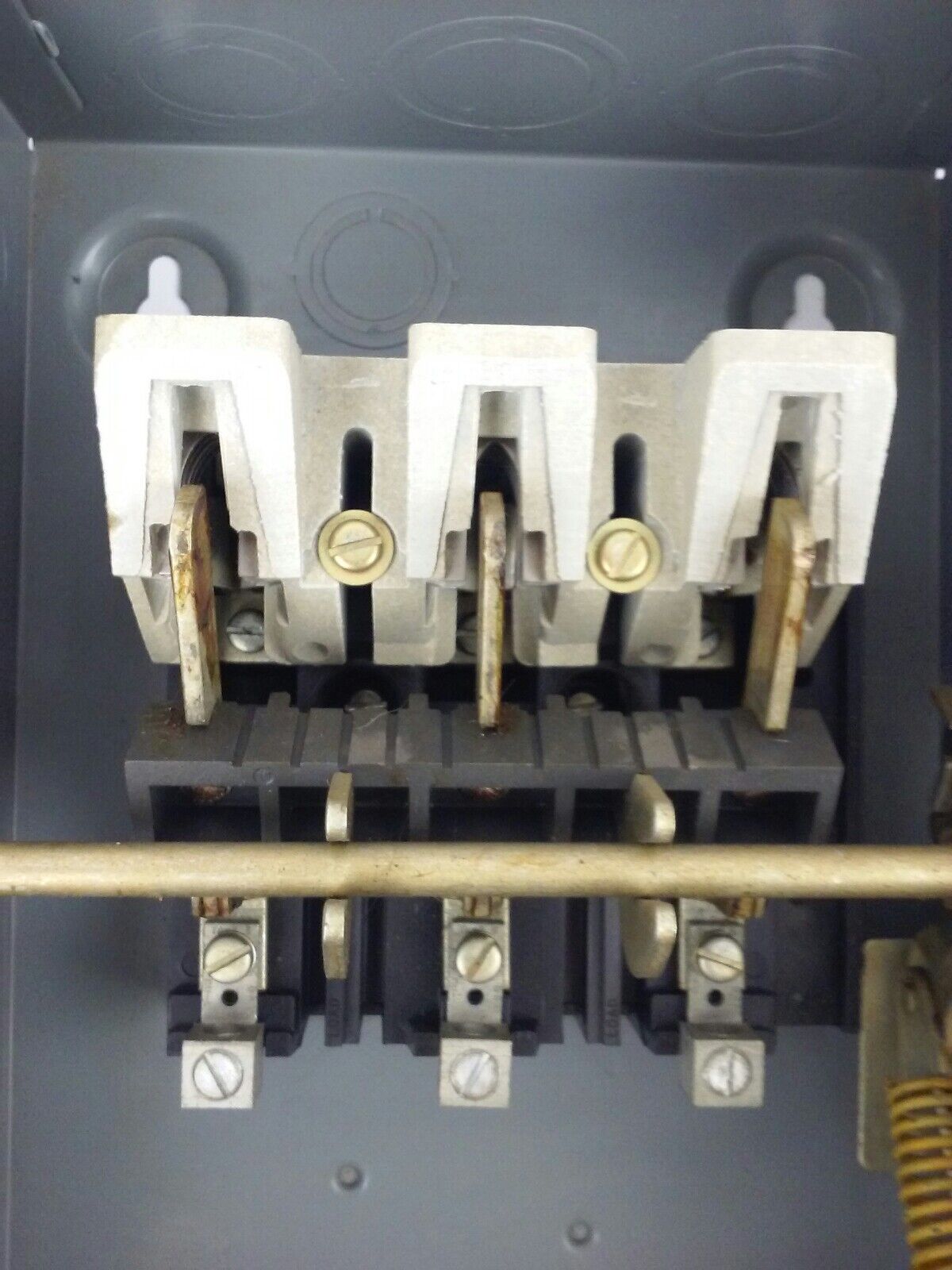 WESTINGHOUSE HU361, H.D. SAFETY SWITCH, 30A, 600V, 3P NON FUSIBLE, INDOOR, NEW