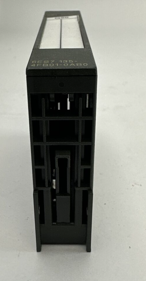 SIEMENS 1P 6ES7 135-4FB01-0AB0 SIMATIC S7 2 AO ST MODULE