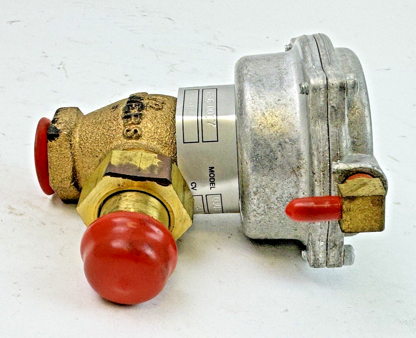 SIEMENS - 656-0017 - 2-WAY NO ANGLE UNION VALVE - 1/2" NPT, 2.1 cv, 3-8 PSI