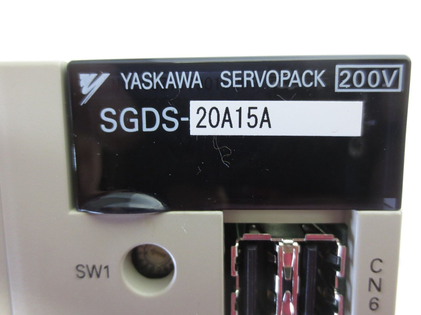 YASKAWA SGDS-20A15A AC SERVOPACK OUTPUT: 230VAC, 0-300Hz 18.5A NEW SURPLUS in US