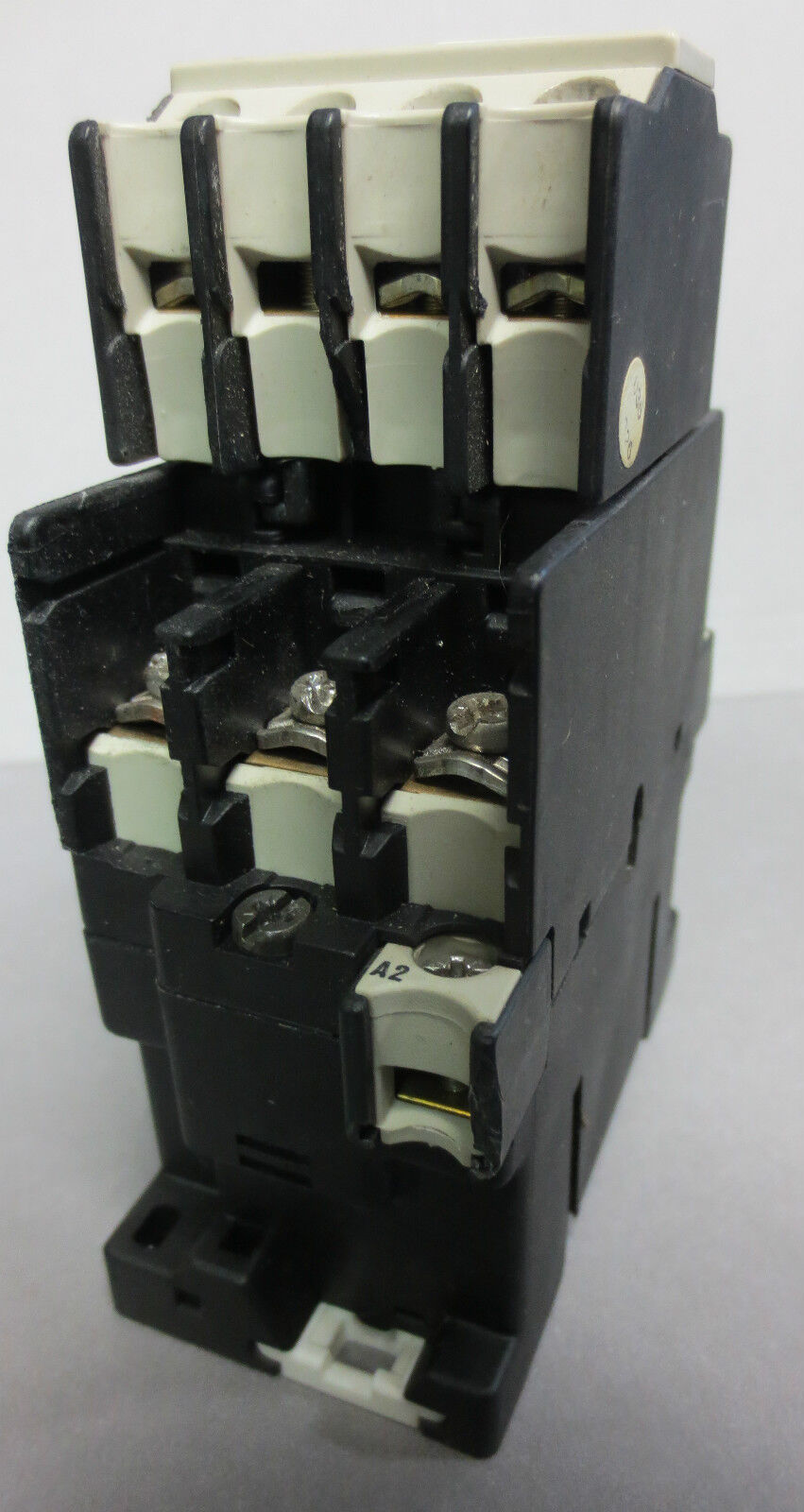 KLOCKNER-MOELLER DIL 0 M + 31 DIL M RELAY / CONTACTOR ASSEMBLY