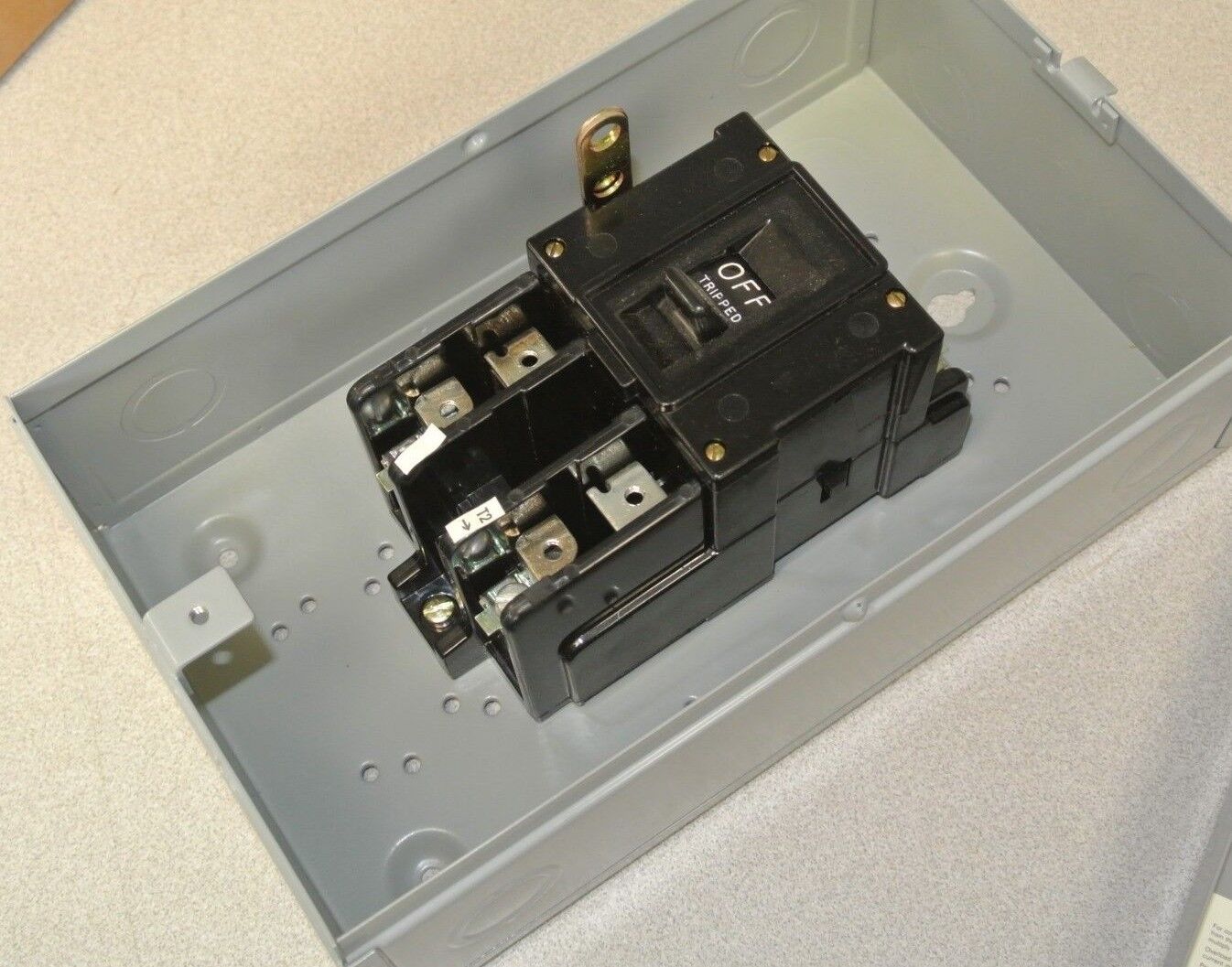 GENERAL ELECTRIC CR1062R2AAT2000 MANUAL MOTOR STARTER, 2-POLE / NEW SURPLUS