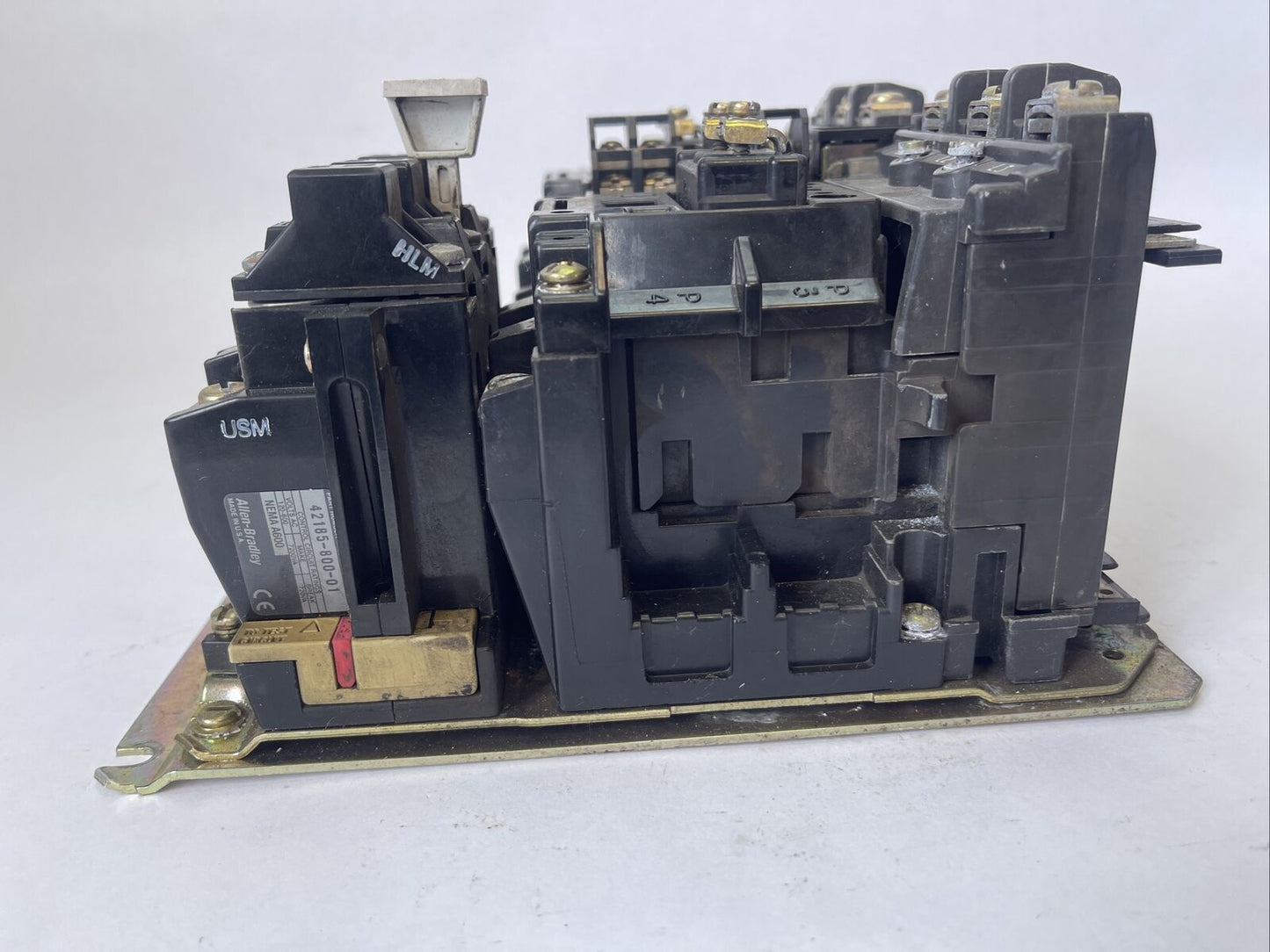 ALLEN BRADLEY 505-B0D SER C REVERSING STARTER 600VAC 27A 10HP COIL 115-120V W50