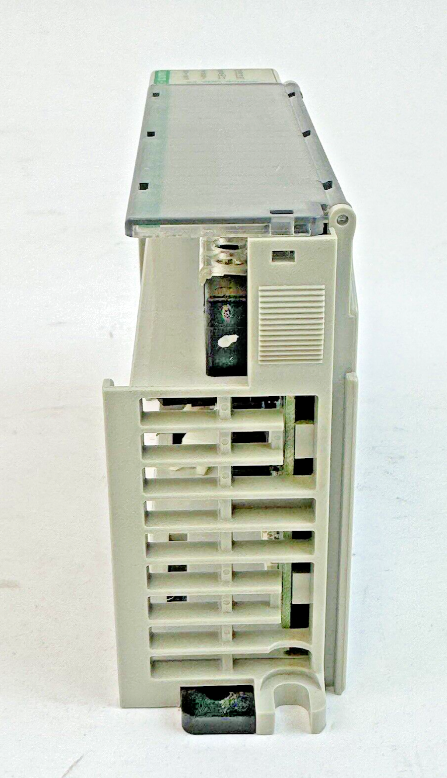 ALLEN-BRADLEY - 1769-OB16 SER. B, F/W REV 3.1 - 16 PT. - COMPACT I/O OUTPUT MOD