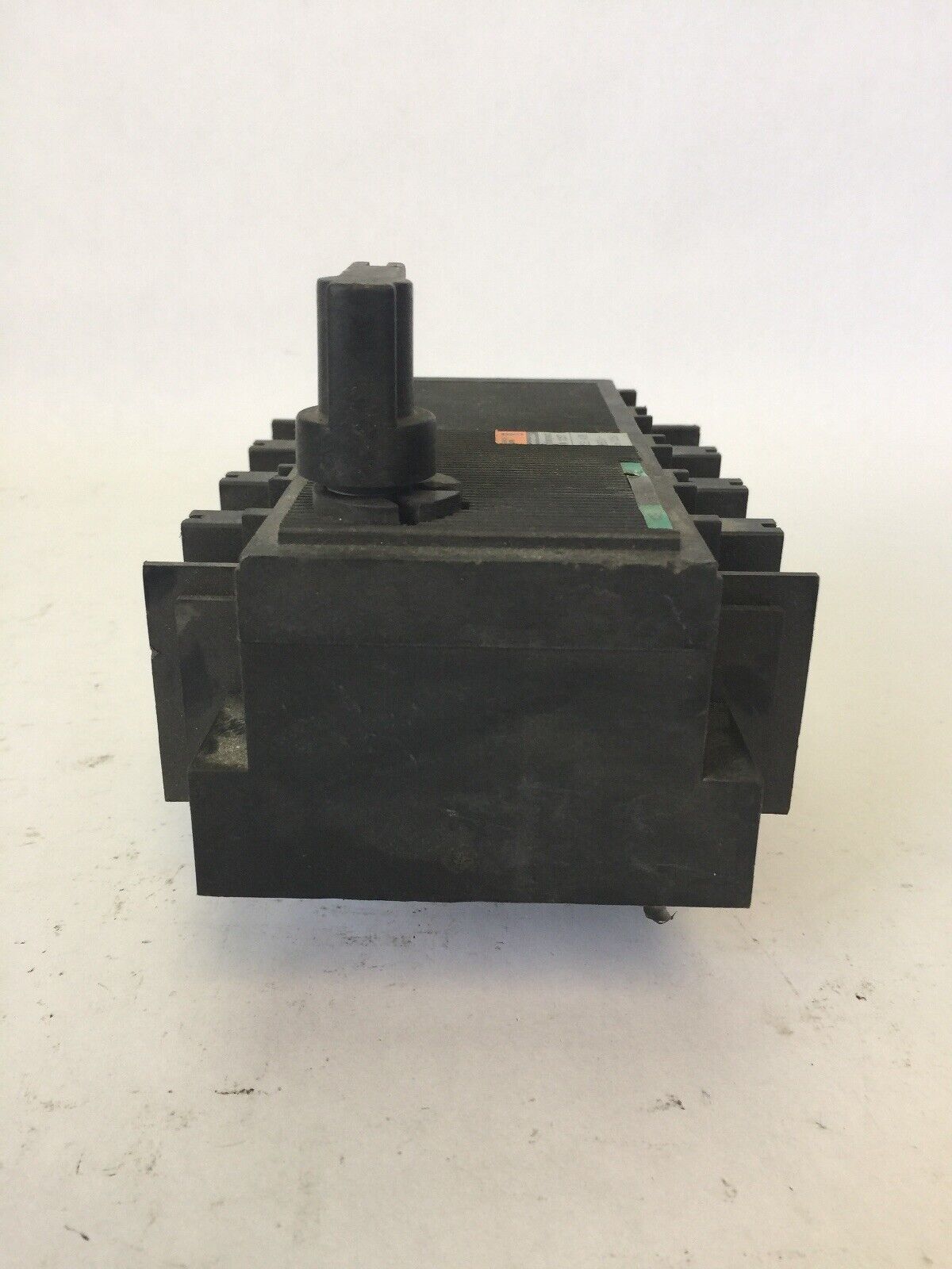MERLIN GERIN IN125T INTERPACT CIRCUIT BREAKER 660VAC 125A