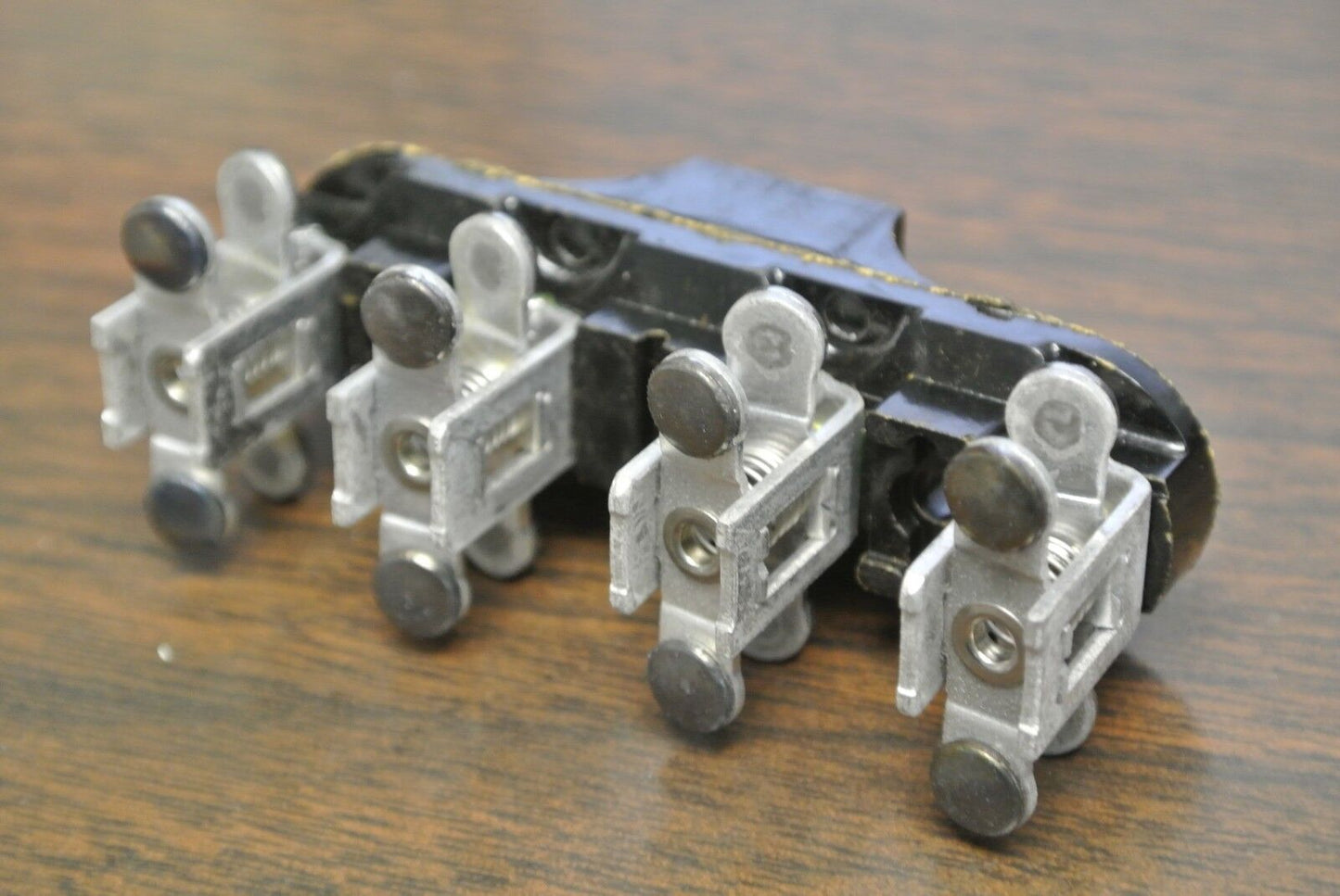 ALLEN-BRADLEY X-217703 TYPE BX RELAY CROSS BAR ASSEMBLY / 4-POLE / NEW SURPLUS