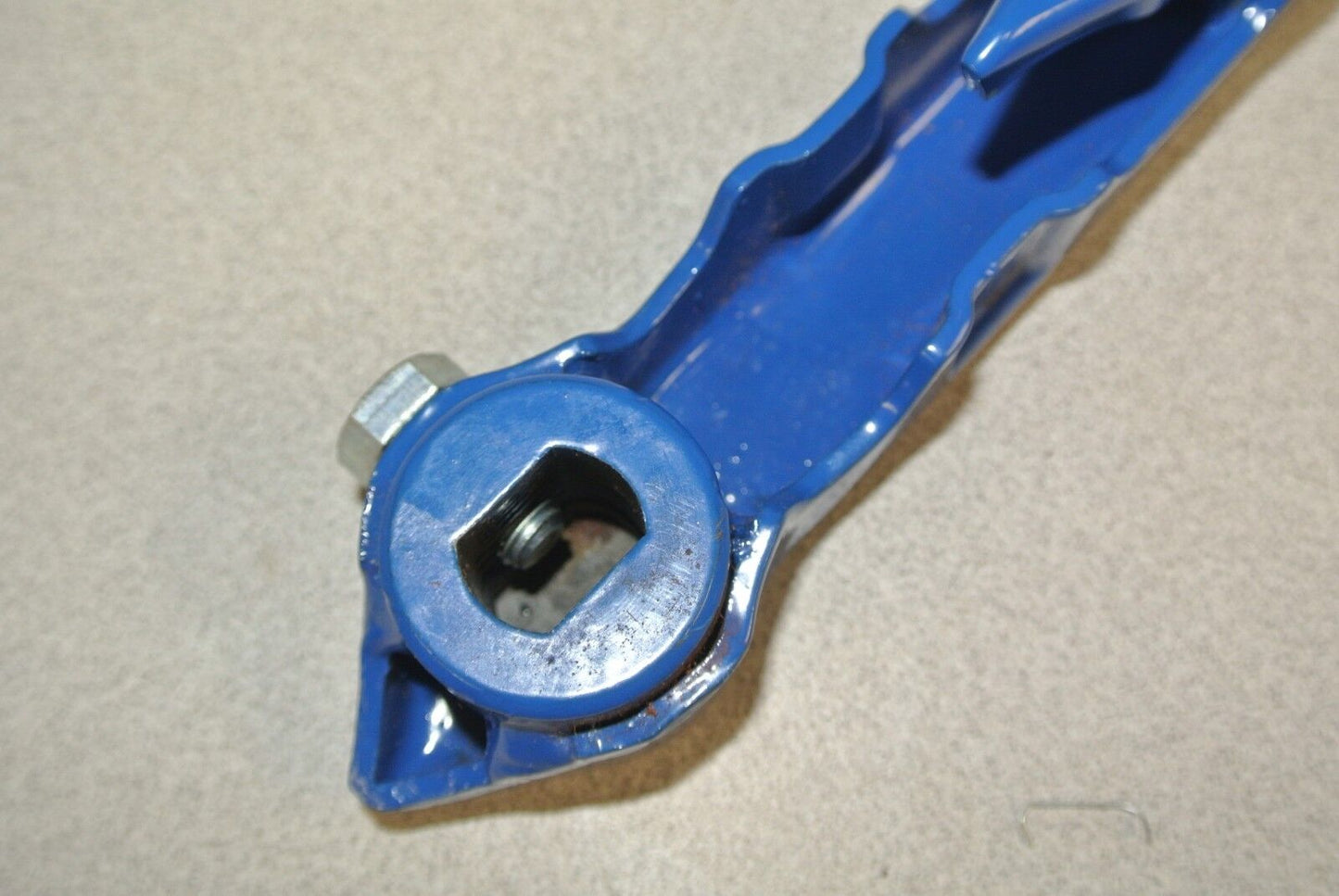 DELTECH 10040HANP00C HANDLE / LEVER / OPERATOR BUTTERFLY VALVE 4" / NEW SURPLUS