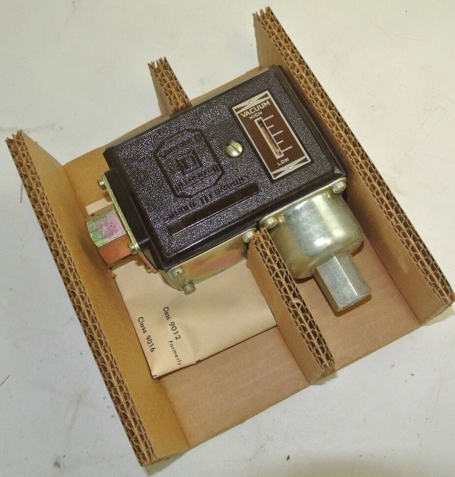 SQUARE D 9016 BSG-1 VACUUM SWITCH - OPEN - 3", CLOSE 7" - NEW SURPLUS