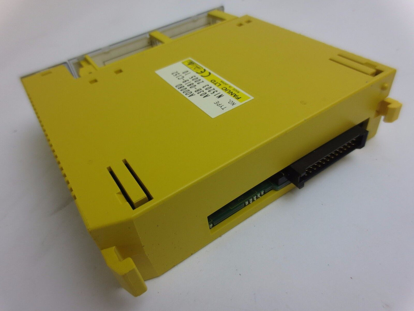FANUC A03B-0819-C152 / AOD08 OUTPUT MODULE 12/24VDC, 2A, POSITIVE LOGIC w/ DOOR