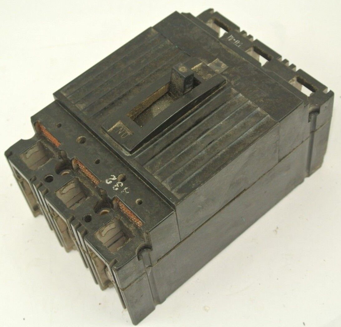 GENERAL ELECTRIC TEF134100 CIRCUIT BREAKER / 480VAC / 100A / 3-POLE