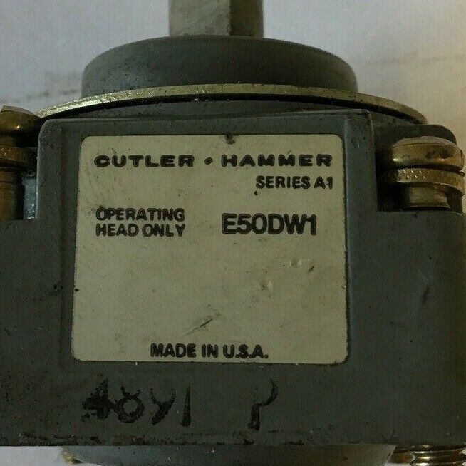 CUTLER HAMMER E50DW1 SER.A1 LIMIT SWITCH HEAD
