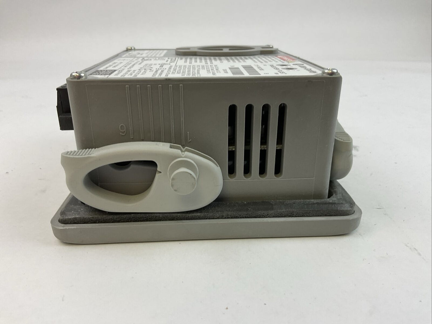 ALLEN BRADLEY 2711P-T4W21D8S SER B PANELVIEW PLUS 7 24VDC