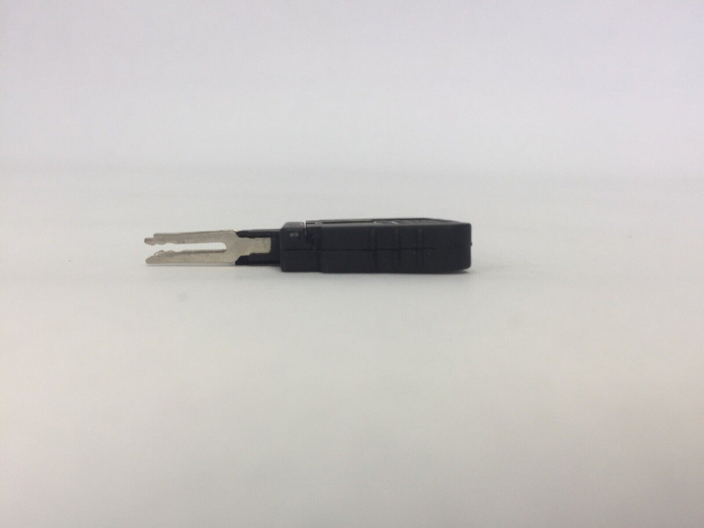PHOENIX CONTACT ST-SILA250-UK 4 FUSE PLUG 250V 4A TYP ST-SI-UK 4 (LOT OF 10)