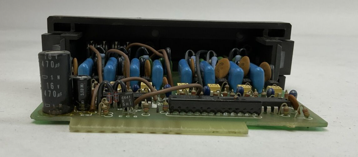 GE FANUC IC610MDL125A 115VAC INPUT MODULE 8 CIRCUITS