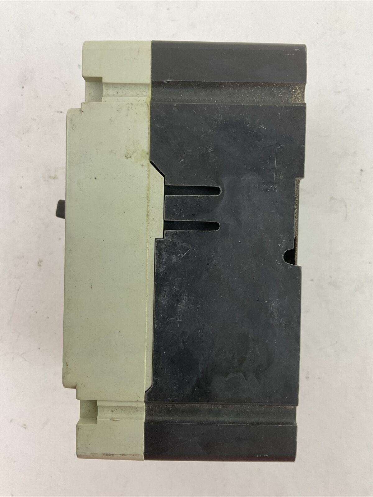 CHALLENGER CF3015 MOLDED CASE CIRCUIT BREAKER 15AMP 3POLE 600VAC 6626C09G03