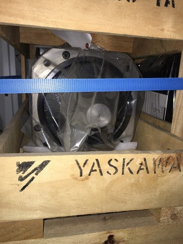 *NEW* YASKAWA AC SPINDLE MOTOR UAASKD-11LYA11 230V 750/10000 R/MIN3