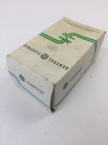 GE CR215G1A22 SHORT TRAVEL LIMIT SWITCH 1 NO 1 NC CONTACT NEMA A6003