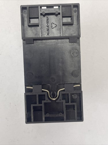 SIEMENS 3RV1011-1GA15 MOTOR PROTECTION CLASS 10 600VAC 5HP 82A TRIP 4.5-6.3A5