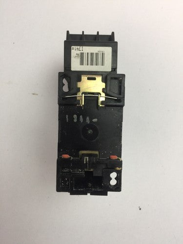 GE STARTER CR7ZB CONTACTOR 600VAC 25A 10HP COIL 24V CR7G1TN RELAY 10-13A 8