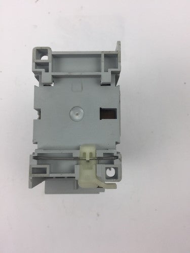 ALLEN BRADLEY 100-C09UDJ300(100-C09D*300 CONTACTOR & 100-FSD250 SURGE PROTECTOR 8