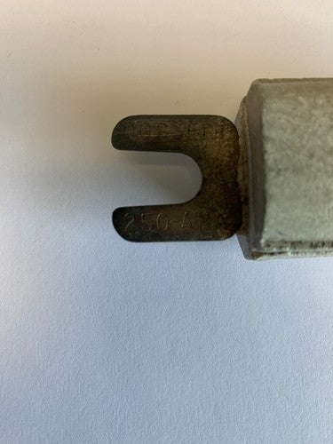 Dossert F-250 250A Fuse2