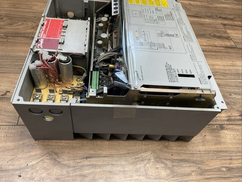 DANFOSS VLT 205 175F3028 012702G209 VARIABLE SPEED DRIVE OUT 3X0-460/500VAC 9/8A5