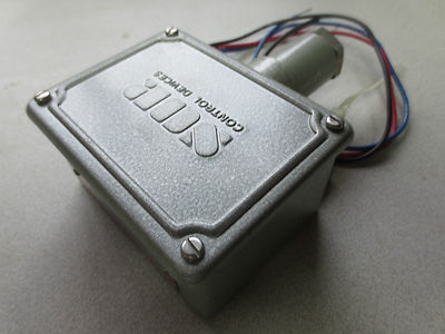 SOR 8NN-E45-M4-C1A-TTX3 PRESSURE SWITCH 250-1800psi - NEW SURPLUS0