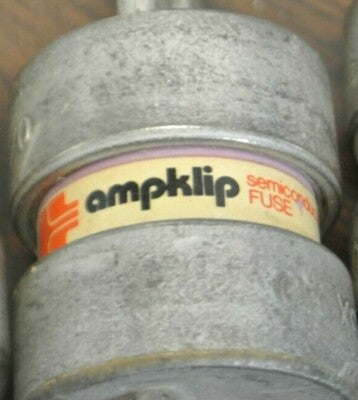 INTERNATIONAL RECTIFIER / AMPKLIP SF13X70 / RECTIFIER FUSE 70A 130V NEW SURPLUS2