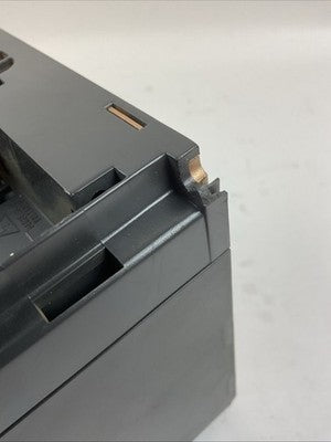 SIEMENS 6SE3216-8CB40 MICROMASTER VECTOR AC DRIVE 2.0HP 1500W 230VAC 7.40A9