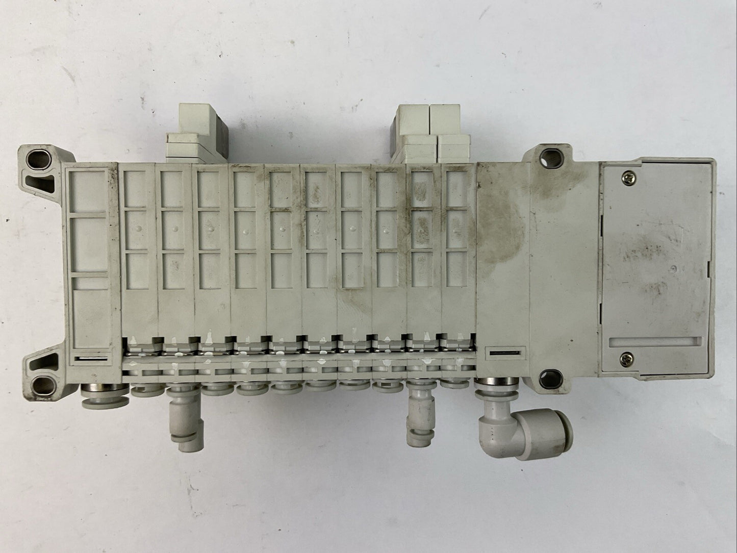 SMC VQC1400-51 (3) VQC VALVE 0.1-0.7 MPa VVQ1000-10A-1 (7) BLANKING PLATE5