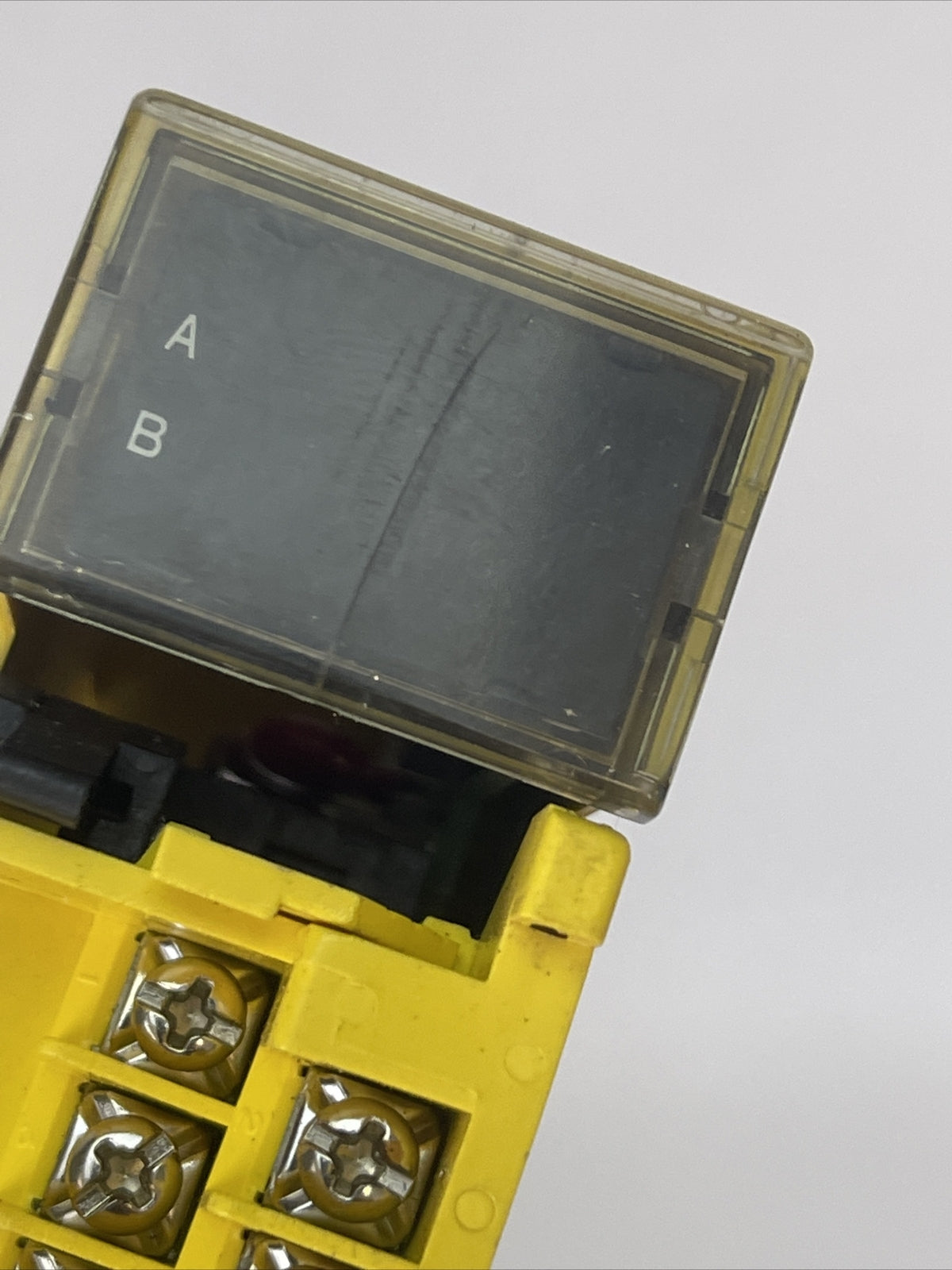 FANUC A03B-0807-C159 OUTPUT MODULE 12 PT 115VAC 8