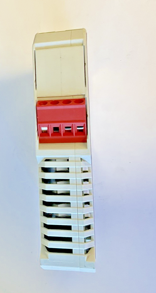 SPECTRUM ILLUMINATION LDM 1400 ADAPTER REV.H 24VDC 1.5A6