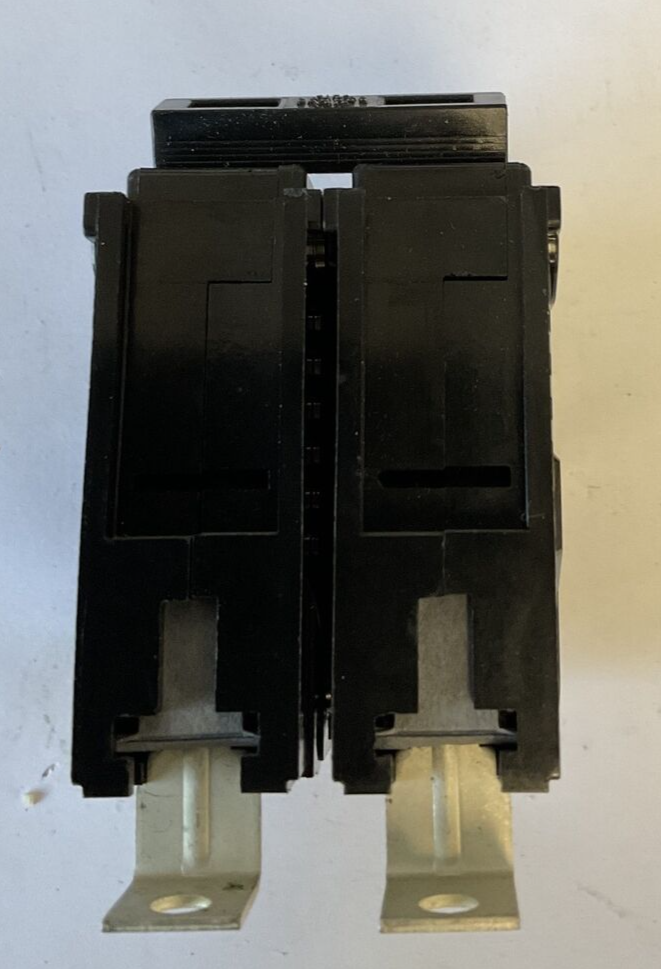 CHALLENGER BQ2C070 CIRCUIT BREAKER 70A 120/240VAC TYPE BQC 2POLE6