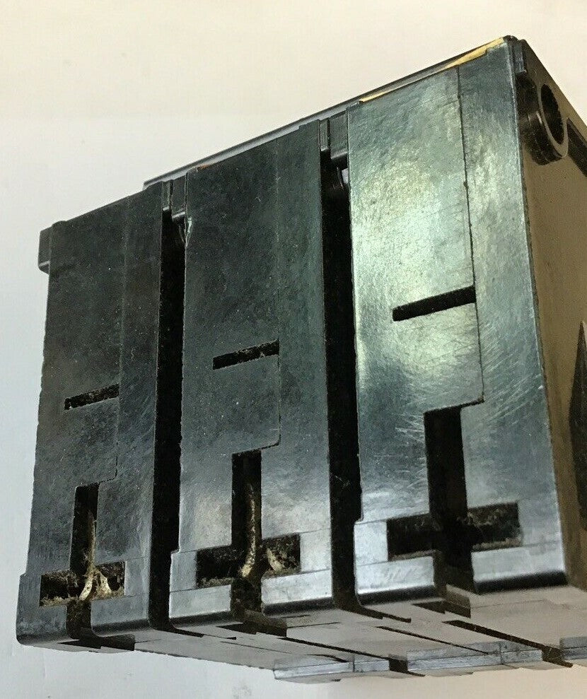 ITE QG3-B015 NEUTRAL SWITCH CIRCUIT BREAKER 15AMP 120/240VAC 6