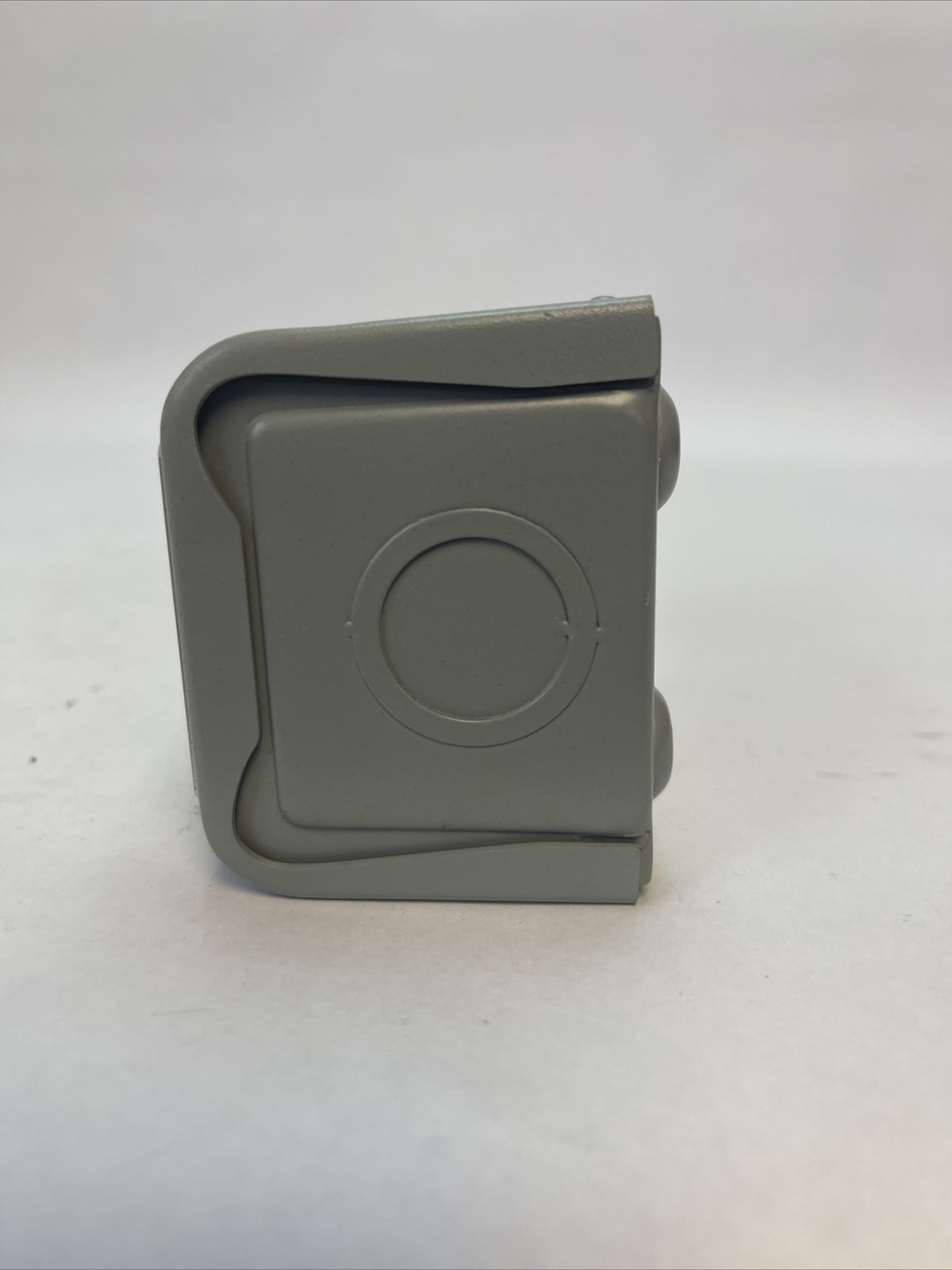 SYLVANIA 1A3 START STOP PUSH BUTTON STATION NEMA 1 ENCLOSURE BUL. 100 TYPE "EE"7