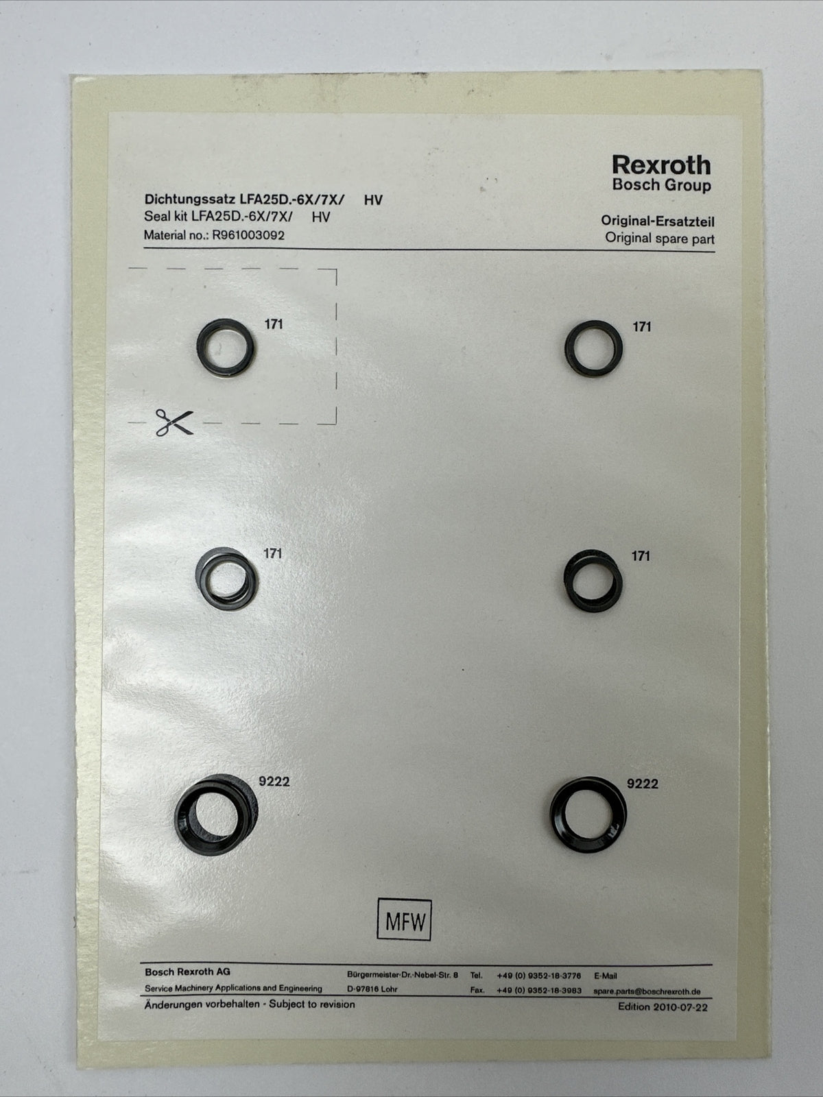 REXROTH R961003092 SEAL KIT LFA25D.-6X7X/ HV2