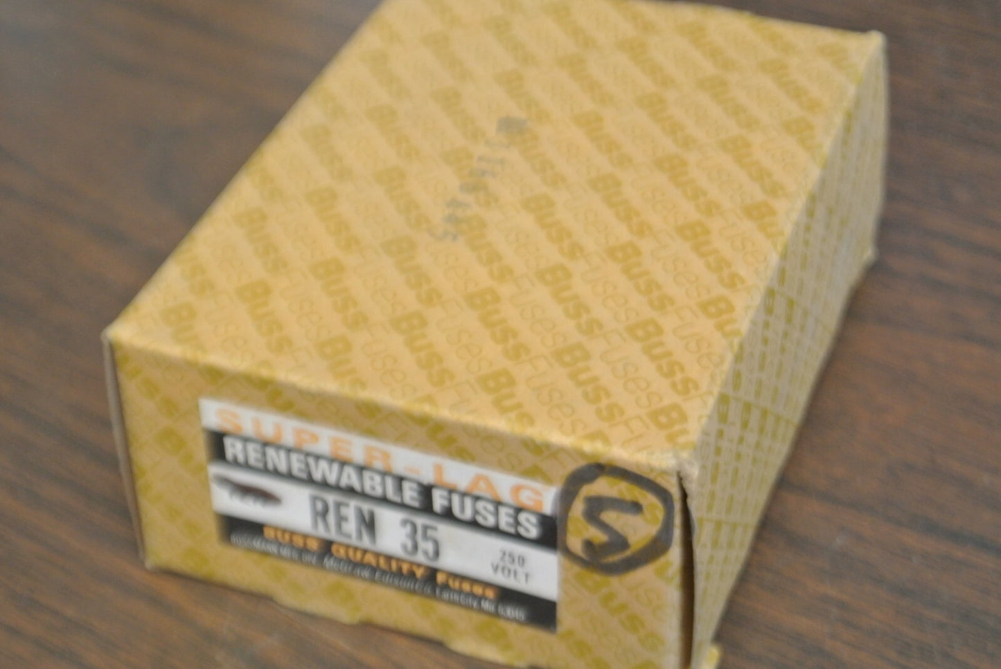 LOT of 5 BUSS REN35 CLASS H SUPER-LAG RENEWABLE FUSE / 35A / 250V / NEW SURPLUS 4