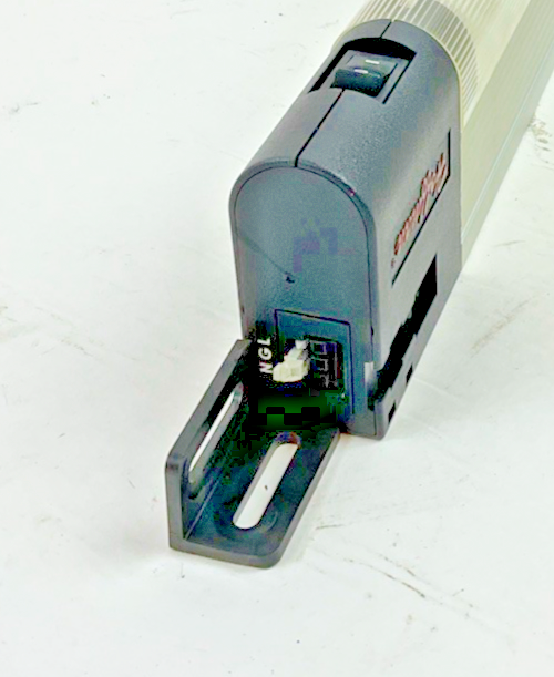 HOFFMAN LF120V15 INDUSTRIAL PANEL LIGHT 115VAC .13A 50/60HZ ***LOTOF2***8