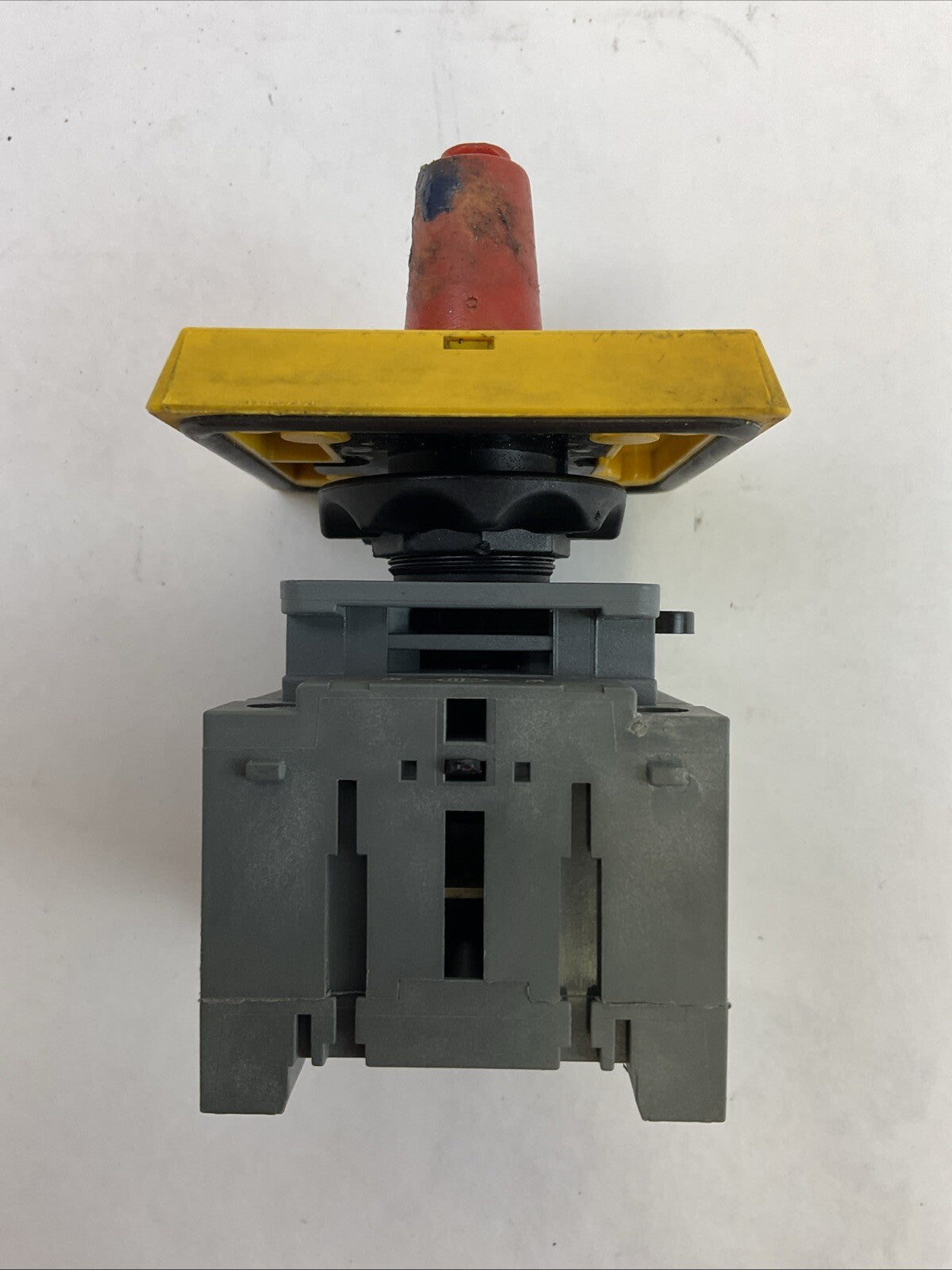 ABB OT40FT3 DISCONNECT SWITCH WITH KNOB5