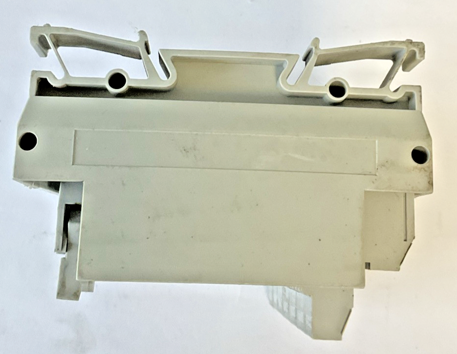 ALLEN BRADLEY 1492-IFM20F-F-2 INTERFACE MODULE SER.A 0-132VAC7