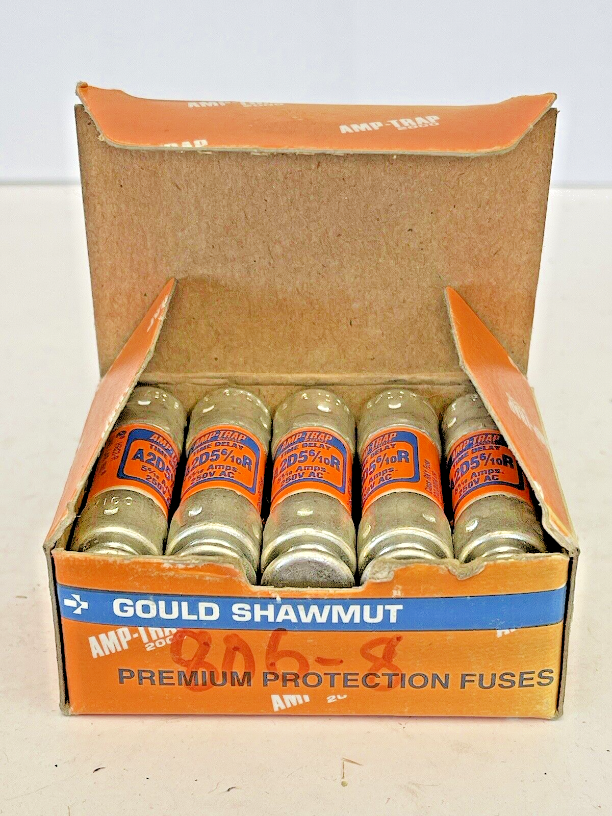 GOULD SHAWMUT - *BOX OF 10* - A2D5-6/10R - 5-6/10 AMP, 250 VAC - AMP TRAP FUSES2