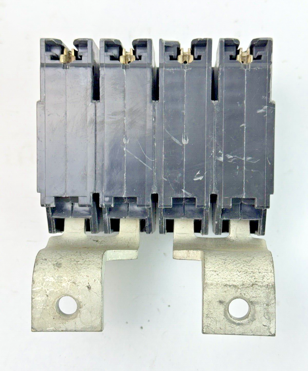GE - THQMV4200 - CIRCUIT BREAKER (NO POLE TIE) - 2 POLE, 200 A, 240 VAC7