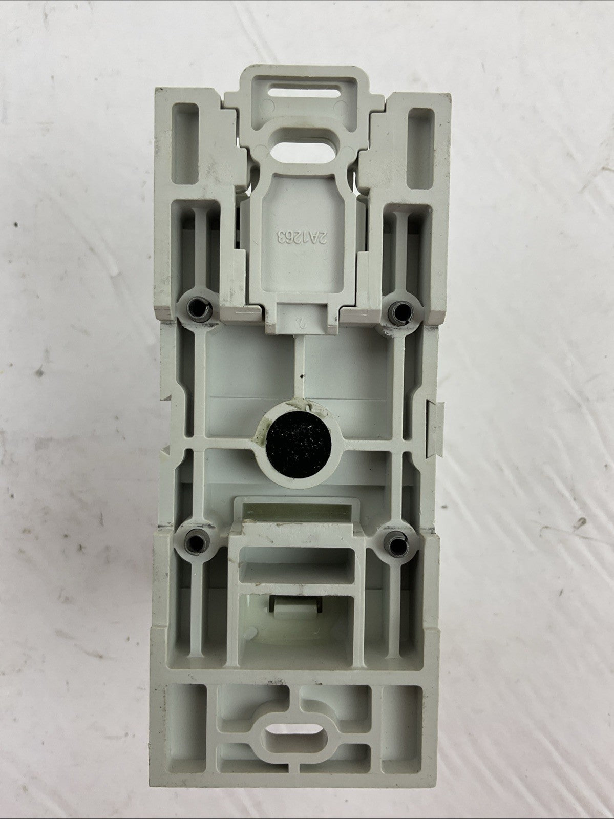 BUSSMANN PDBFS377 POWER DISTRIBUTION BLOCK 600V 570A5